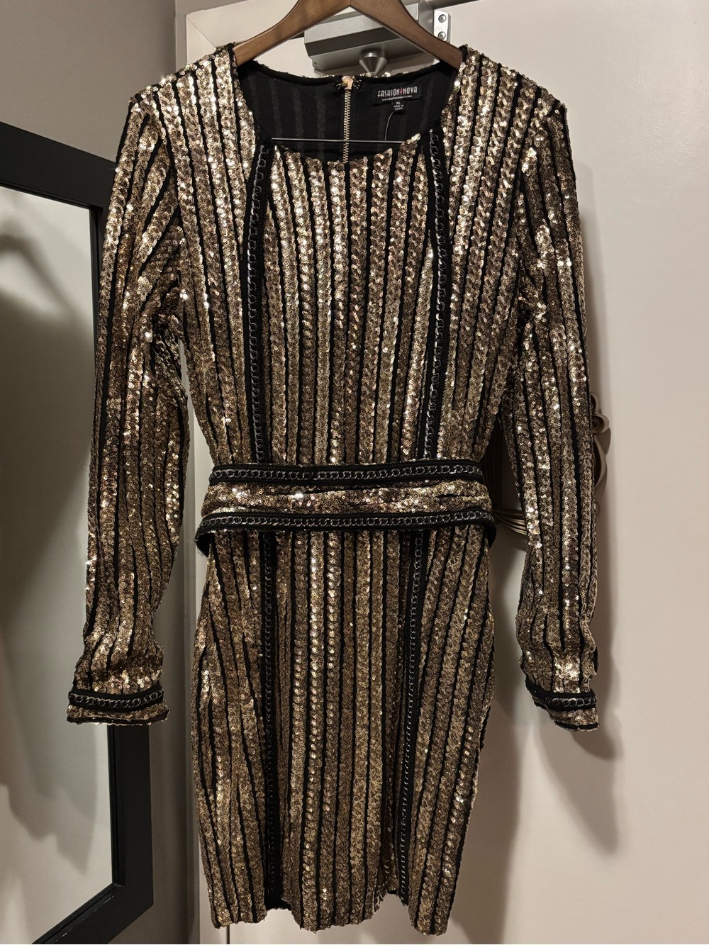 Fashion Nova Women’s Milan Sequin Mini Dress NWT – XL (Gold) ✨